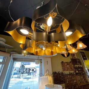 Modern Sculptural Ribbon Chandelier – Black & Gold Wave Design