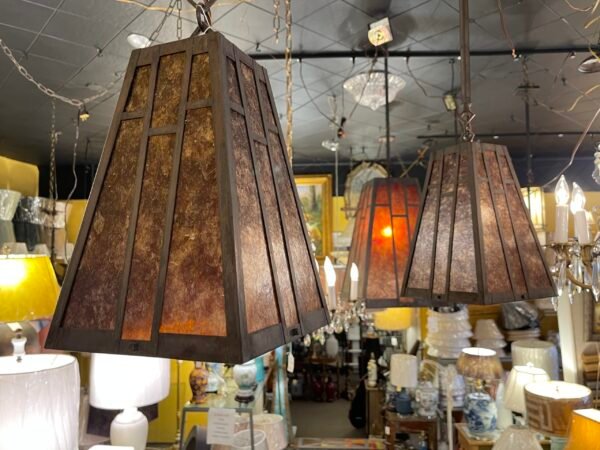 Mission pendant light with mica shade