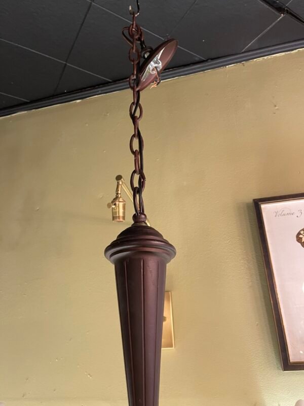 Chandelier stem and hanging chain detail
