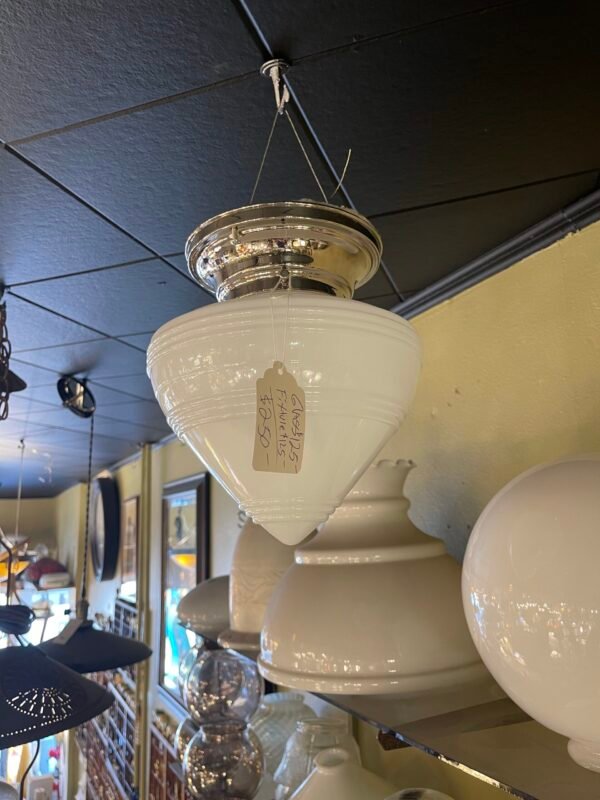 White ribbed glass pendant with chrome fitter